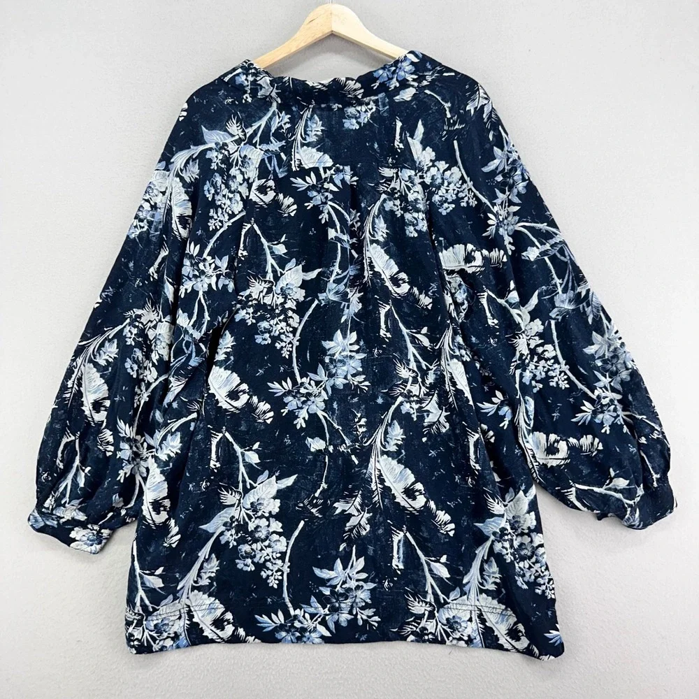 We The‎ Free Hawaiian Shirt Womens M Blue Button Up Oversized Beach Vacation